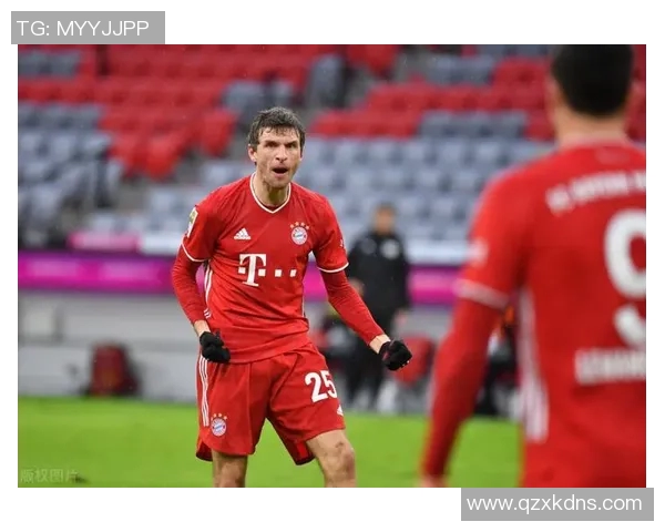 莱万重返德甲旧主场引发拜仁球迷愤怒指责其忘恩负义