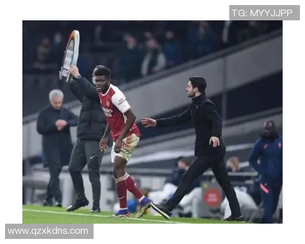 阿仙奴与曼城激战正酣比分揭晓球迷热议精彩瞬间