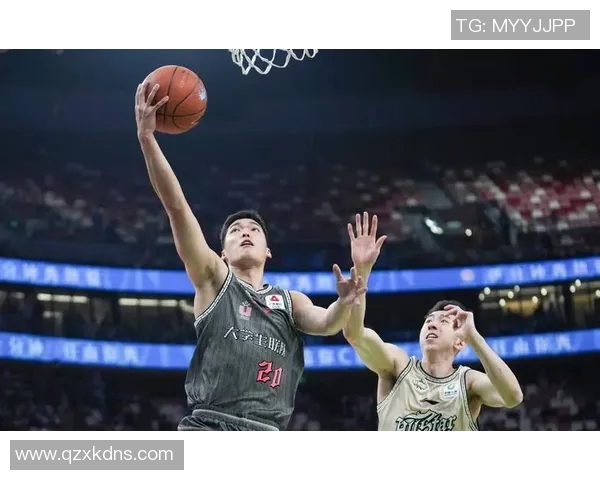 陈林坚的篮球之路:从青涩少年到CBA明星的奋斗历程与心路历程 陈林坚的篮球之路:从青涩少年到CBA明星的奋斗历程与心路历程