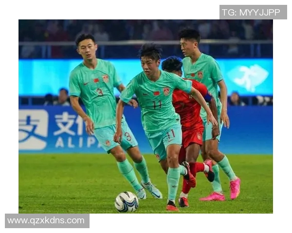 小鬼队与凯尔特人展开激烈对决谁能在这场比赛中笑到最后