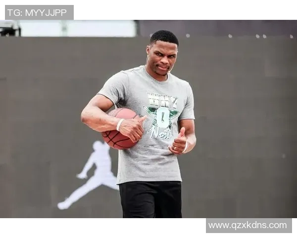 篮球明星话筒背后的故事与荣耀如何影响年轻一代的梦想与追求