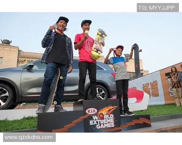 广州极限运动队在滑板精英赛中以77分稳居积分榜首位